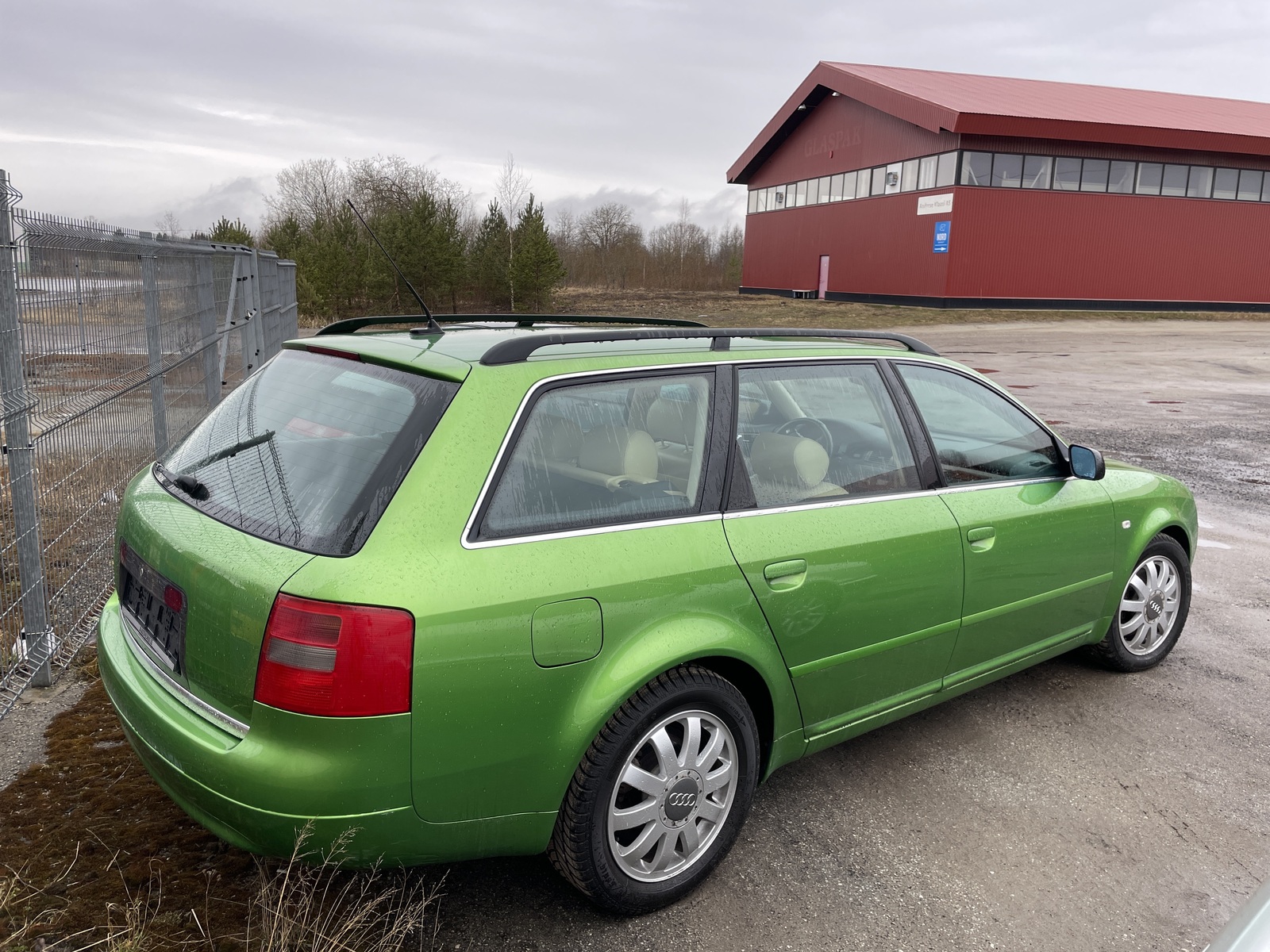 Audi A6 2001, photo 2/10