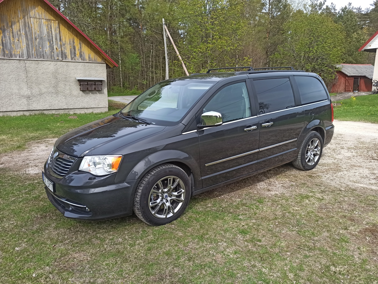 Lancia Voyager 2012, kuva 2/18