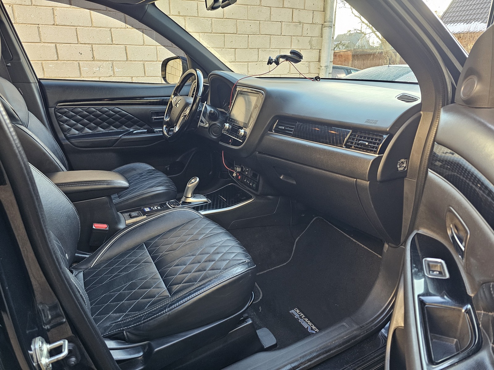 Mitsubishi Outlander 2021, kuva 6/8
