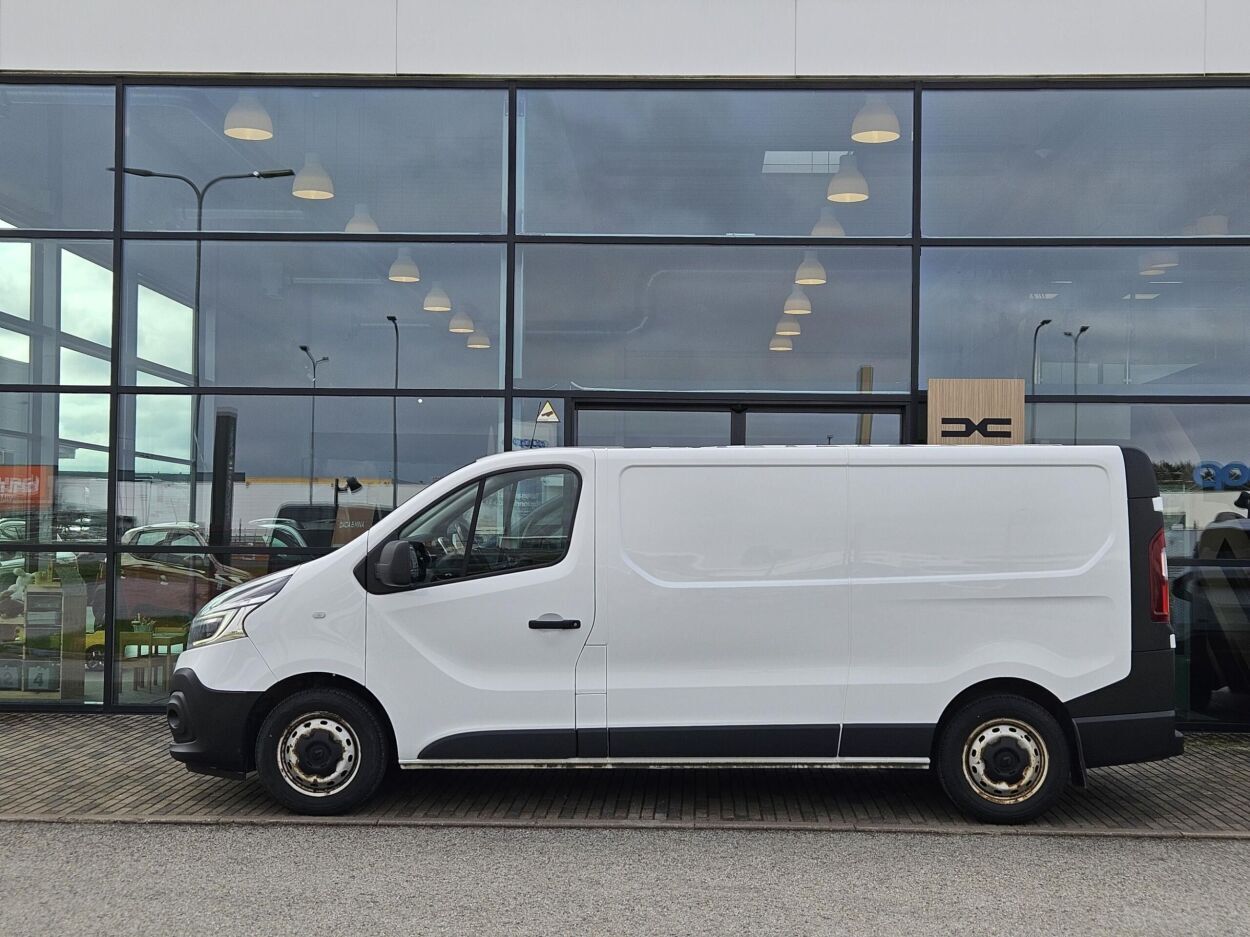 Renault Trafic 2021, kuva 5/9