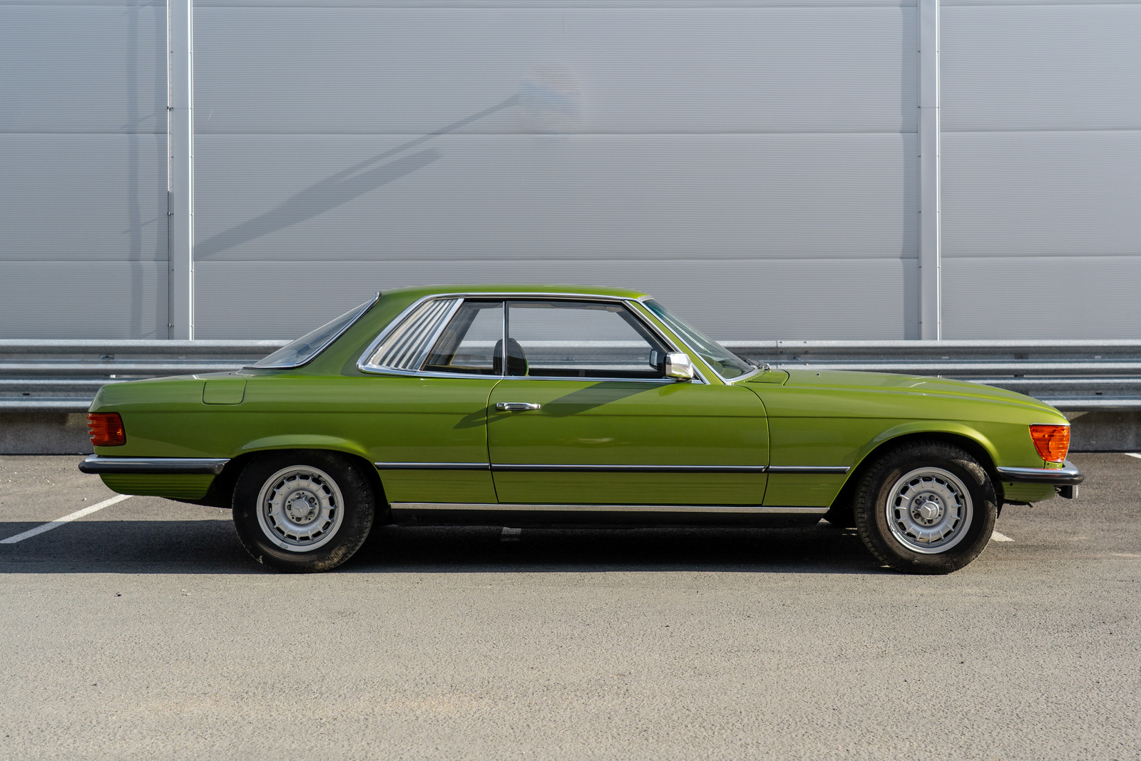 Mercedes-Benz 280 1976, photo 7/25