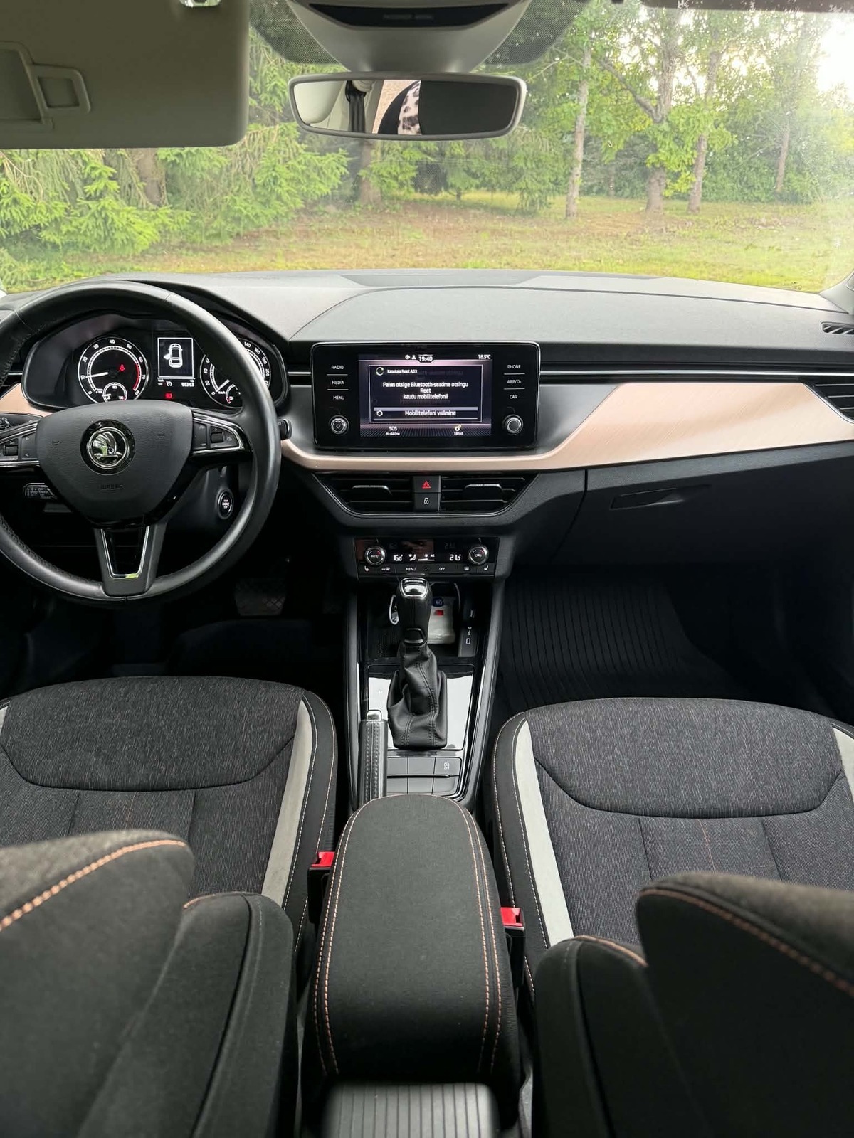 Škoda Scala 2019, photo 6/9