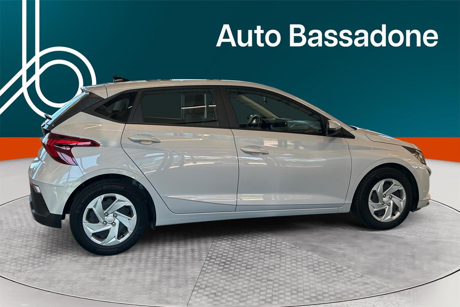 Hyundai i20 2025, photo 6/19