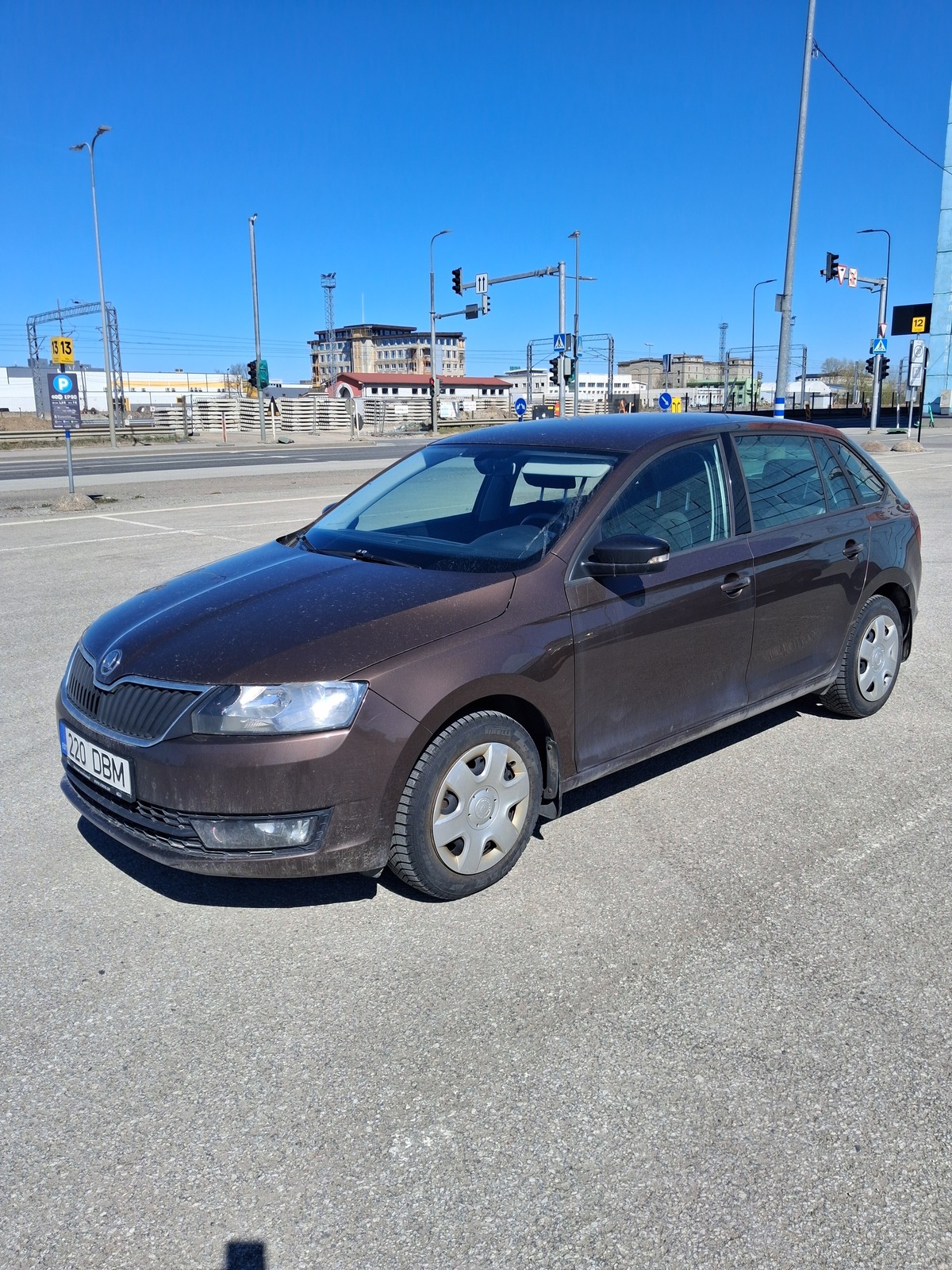 Škoda Rapid 2016, photo 2/15