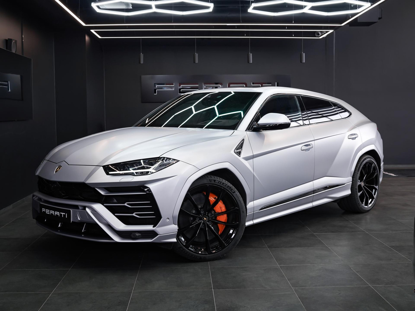Lamborghini Urus 4.0 478kW
