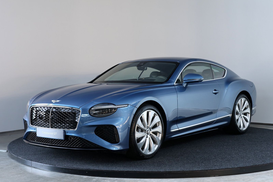 Bentley Continental GT, 2026, 4.0, 500 kW, plug-in hybrid (petrol/electric), automatic, four-wheel drive