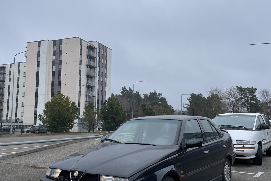 Alfa Romeo Alfa 155, 1994, 2.0, 110 kW, bensiin, manuaal, esivedu