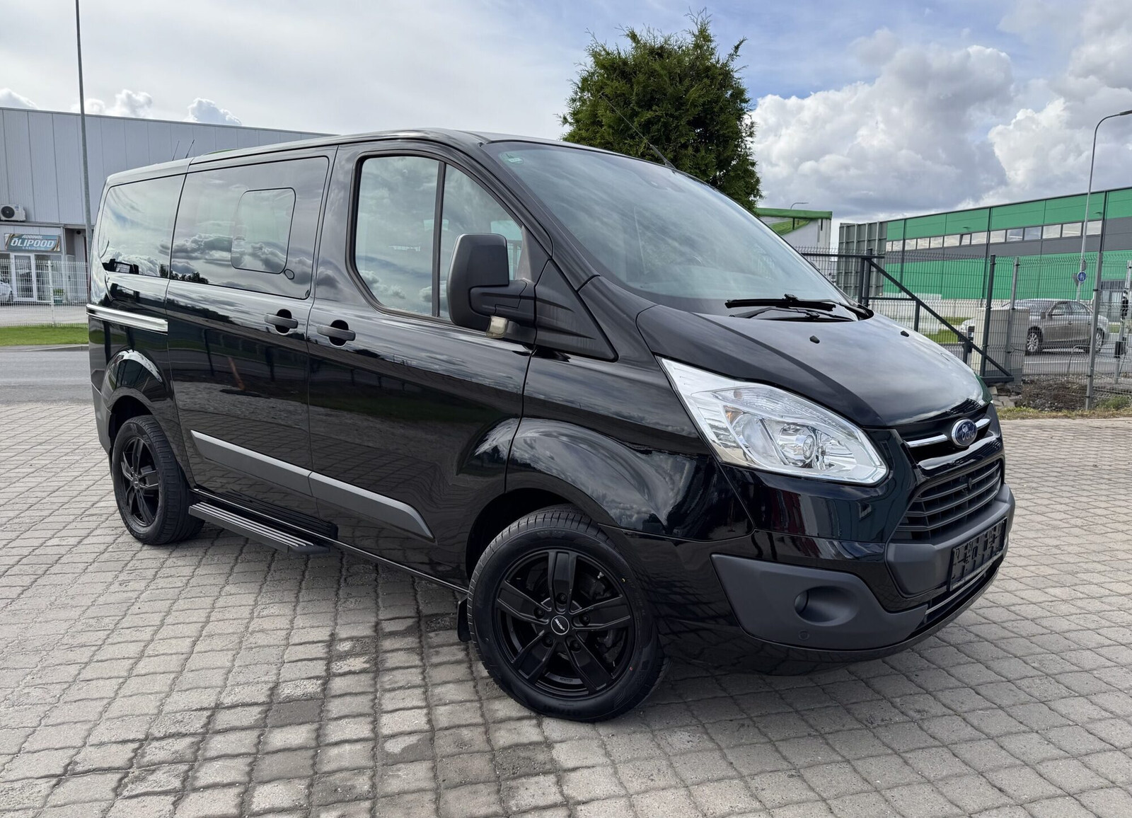 Ford Tourneo Custom L1H1 2.0 Tdci 96kW