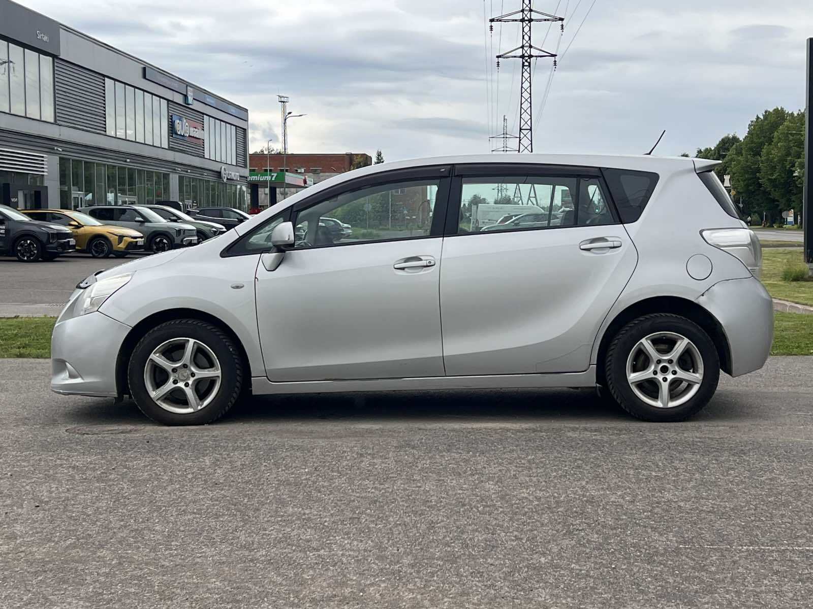 Toyota Verso 2010, photo 4/10