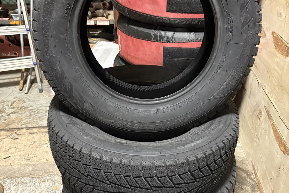 Jauns studless winter tire 195/65R15 Hankook