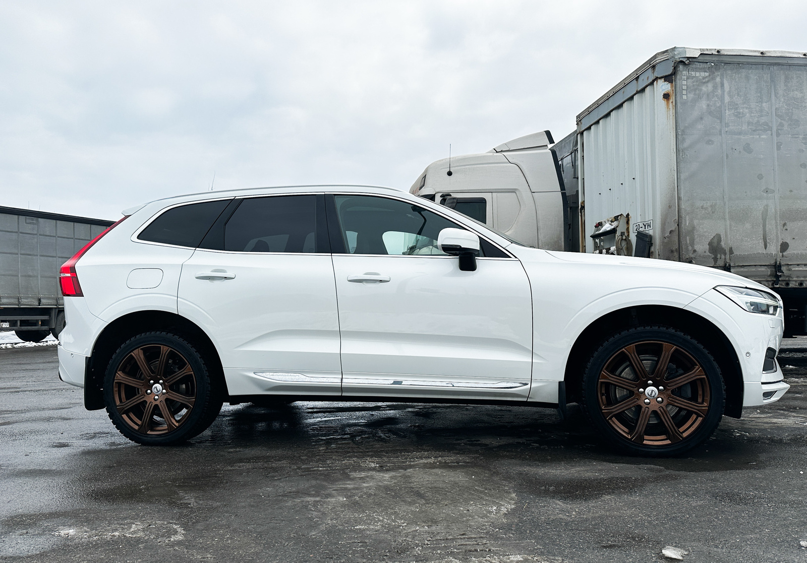 Volvo XC60 2018, kuva 5/27
