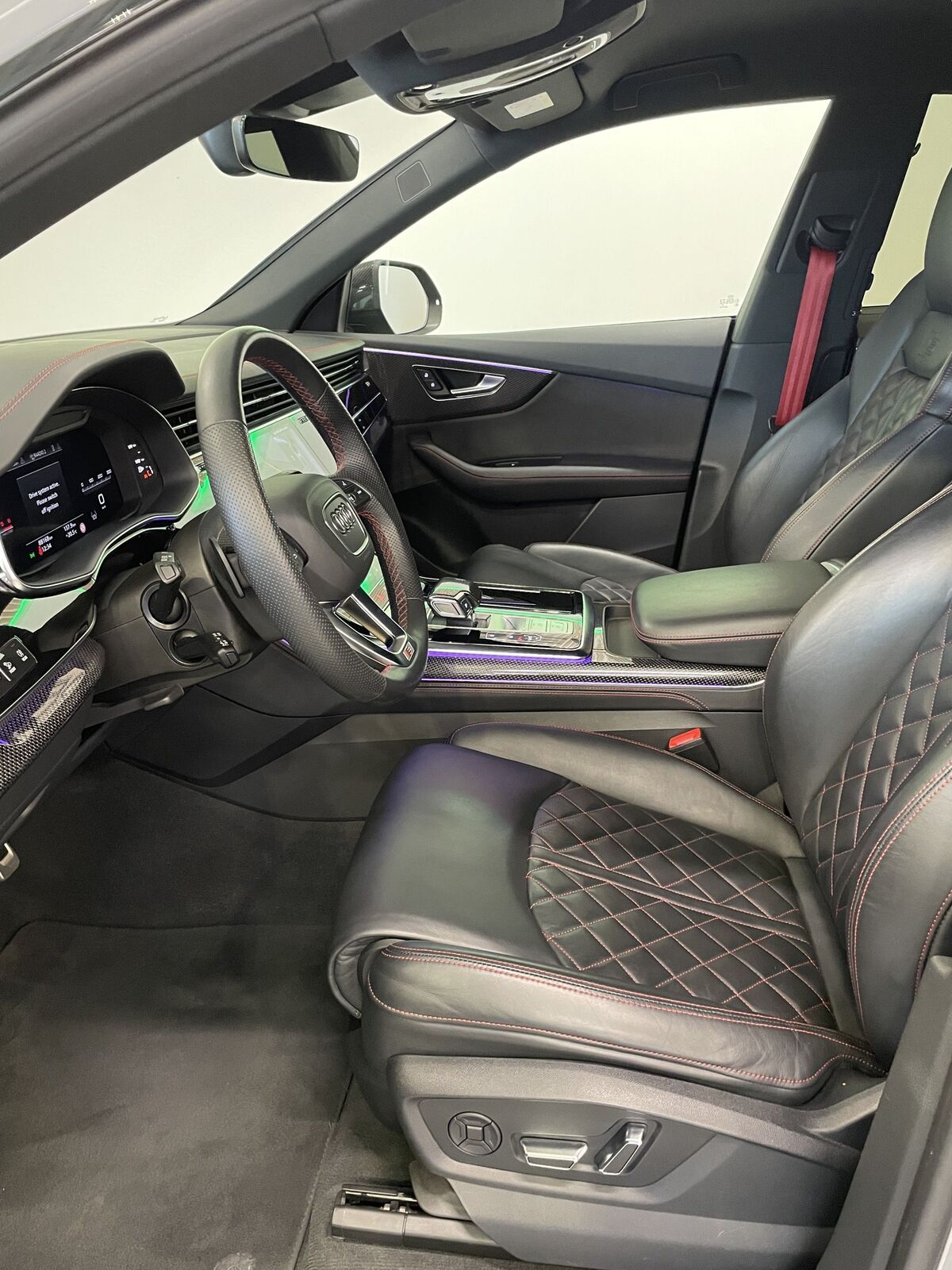 Audi Q8 2022, photo 6/10