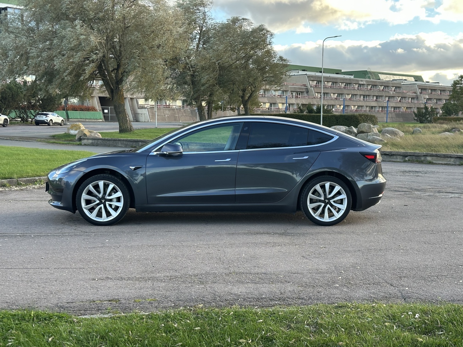 Tesla Model 3 2020, photo 7/10