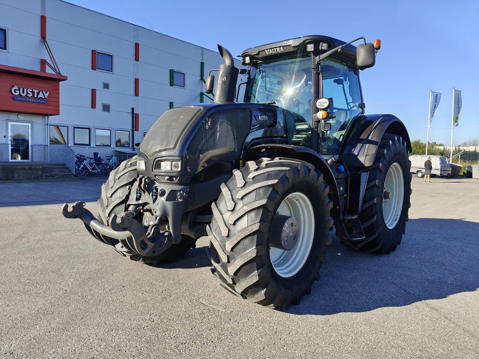 Valtra S353, photo 7/19