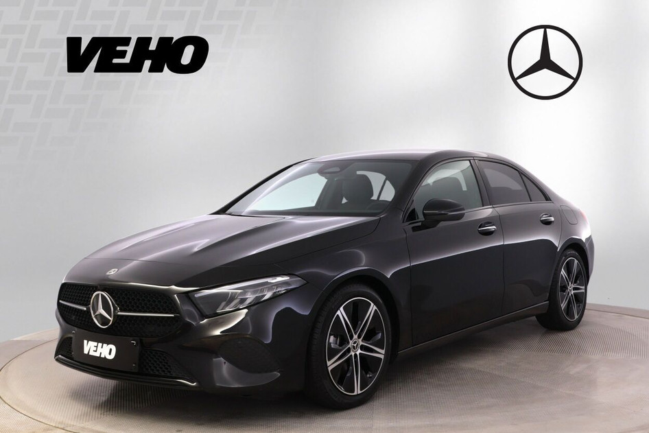 Mercedes-Benz A 180, 2026, 1.3, 100 kW, hybrid (petrol/electric), automatic, front-wheel drive