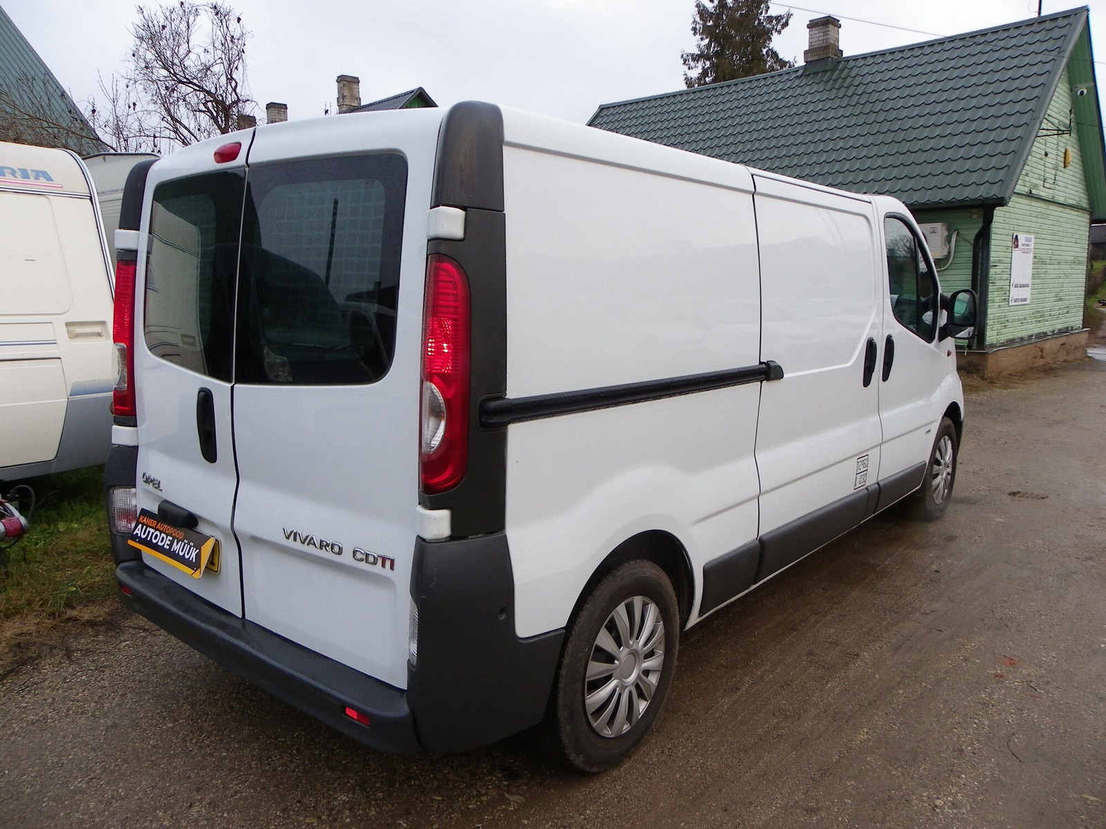 Opel Vivaro LONG 2011, photo 5/17