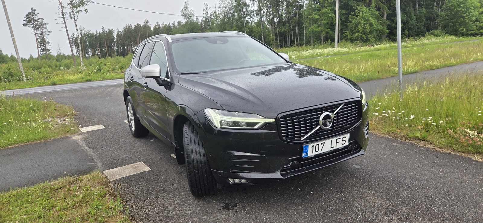 Volvo XC60 2018, photo 2/16