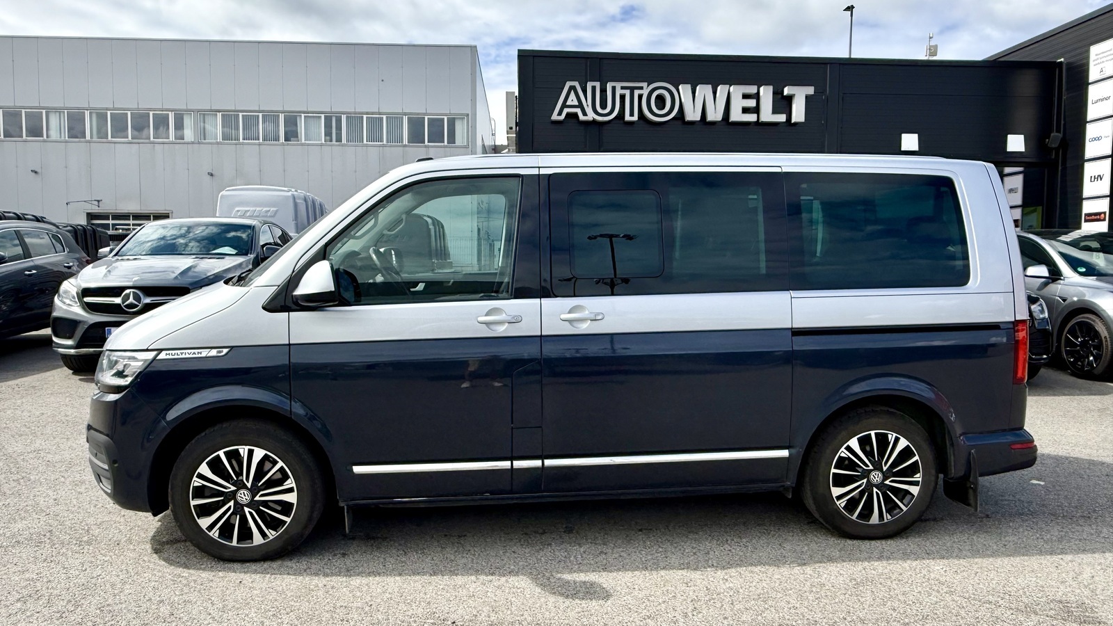 Volkswagen Multivan 2022, photo 5/10