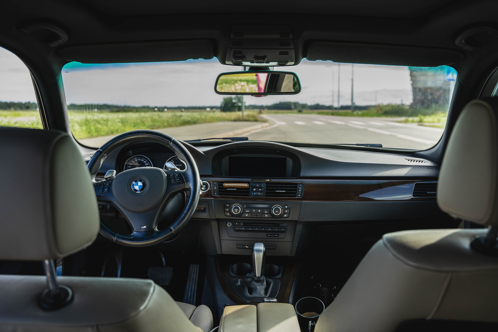 BMW 335 2009, kuva 7/7