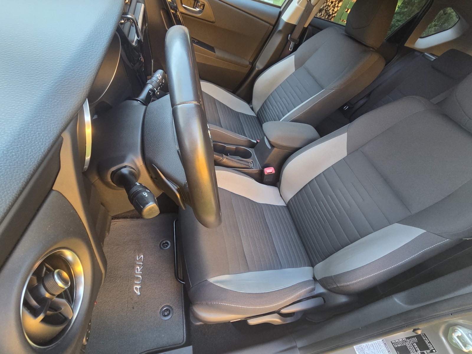 Toyota Auris 2015, photo 7/9