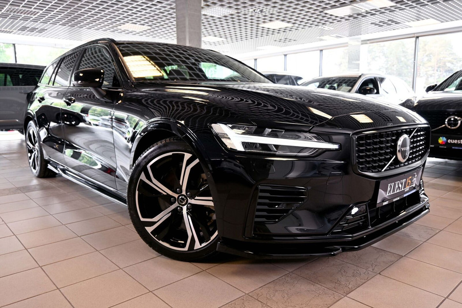 Volvo V60, 2025, 2.0, 186 kW, подключаемый гибрид (бензин/электричество), автомат, полный привод