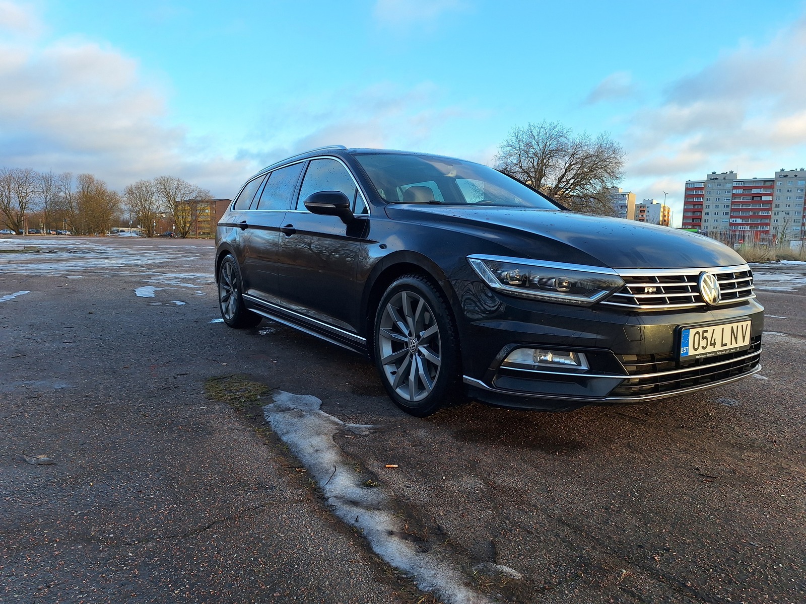 Volkswagen Passat 2019, kuva 4/14