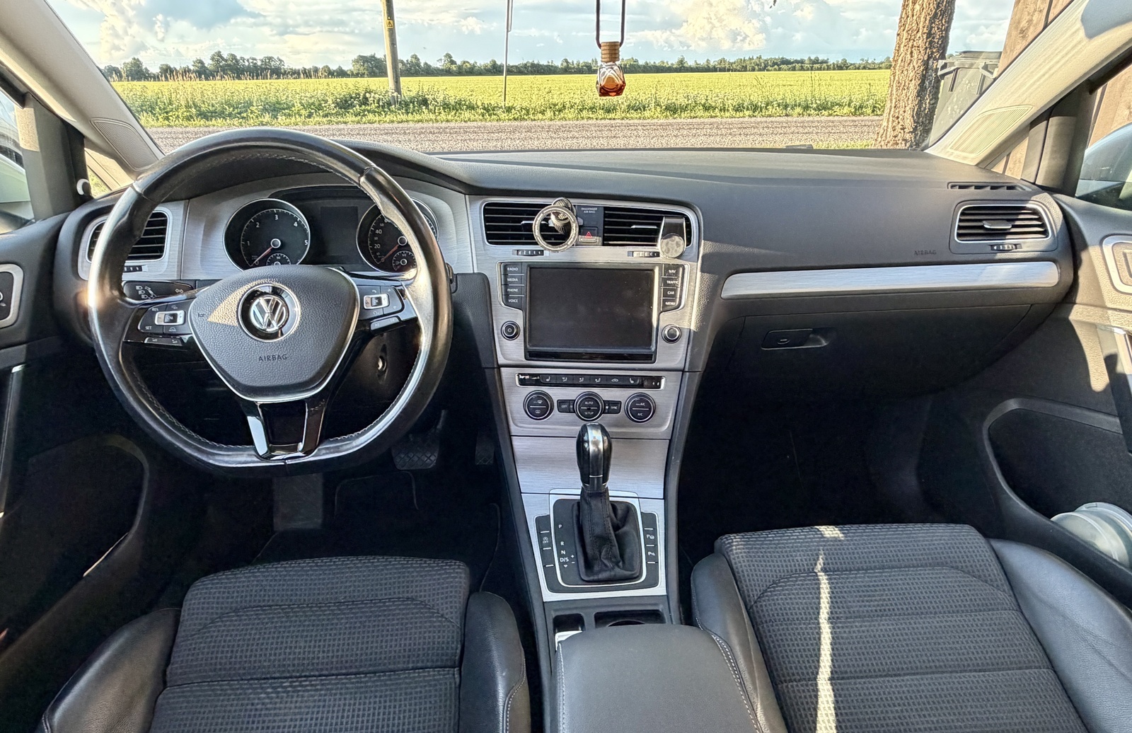 Volkswagen Golf 2013, photo 6/10
