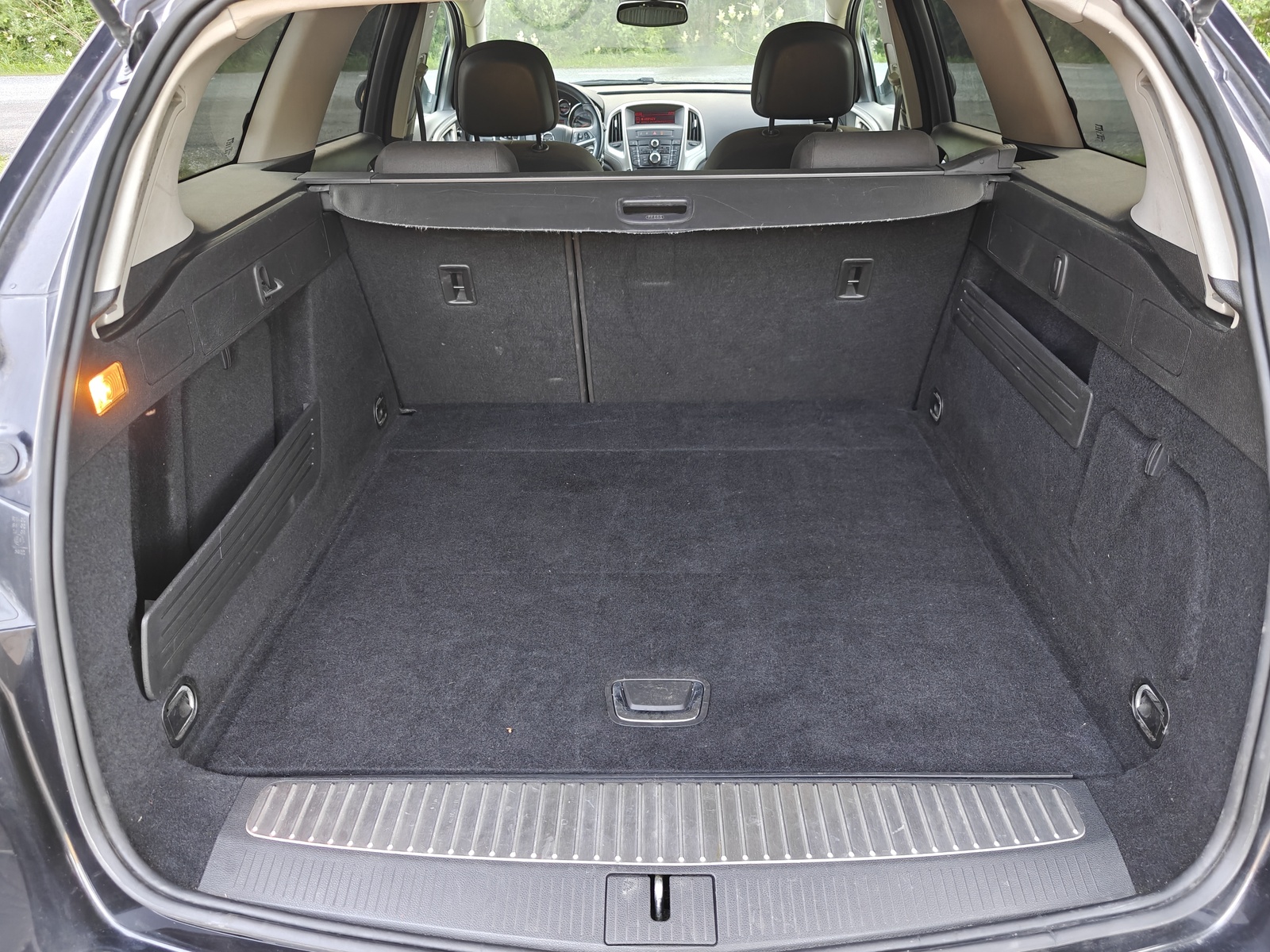 Opel Astra 2011, kuva 8/8