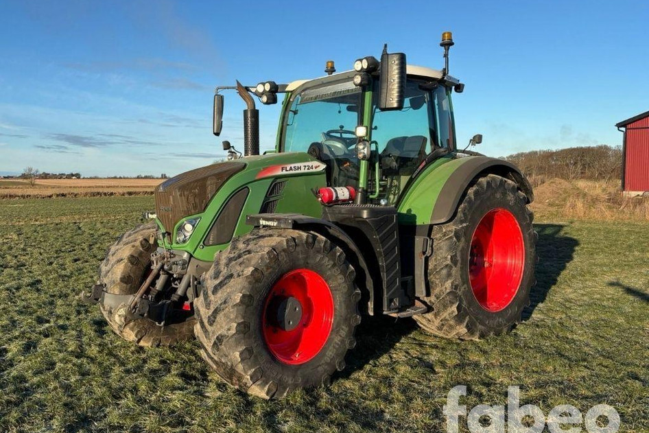 Fendt 724 Profi Plus Vario, 174 kW, diesel