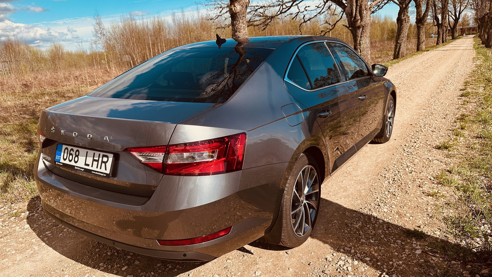 Škoda Superb 2022, kuva 3/10