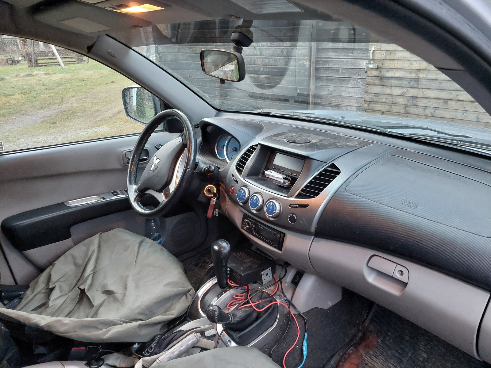 Mitsubishi L200 2009, photo 5/5