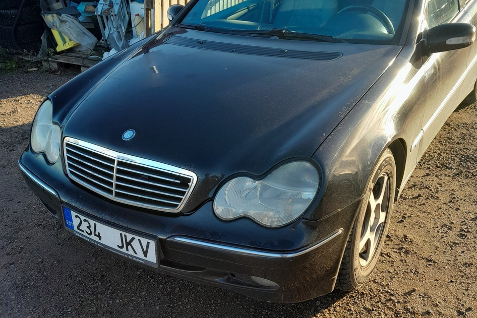 Mercedes-Benz C 220, 2002, 2.1, 105 kW, dīzelis, automātiskā, aizmugurējā piedziņa