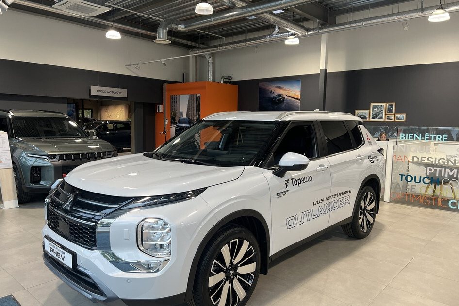 Mitsubishi Outlander, 2026, 2.4, 100 kW, pistikhübriid (bensiin/elekter), automaat, nelikvedu