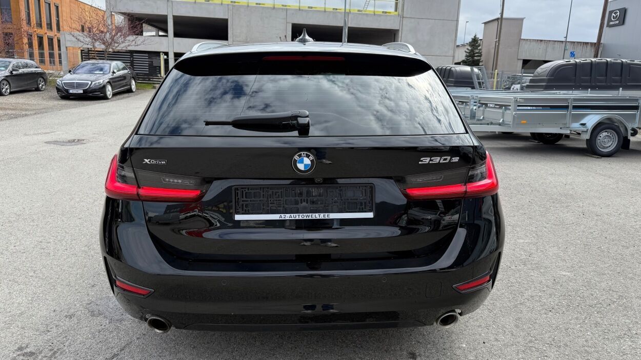 BMW 330 2021, photo 6/32
