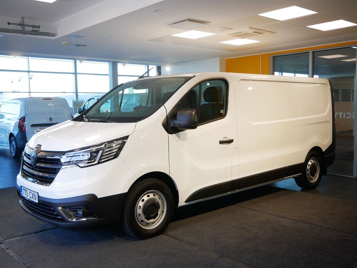 Renault Trafic E-TECH kaubik 90kW 2026, kuva 3/15
