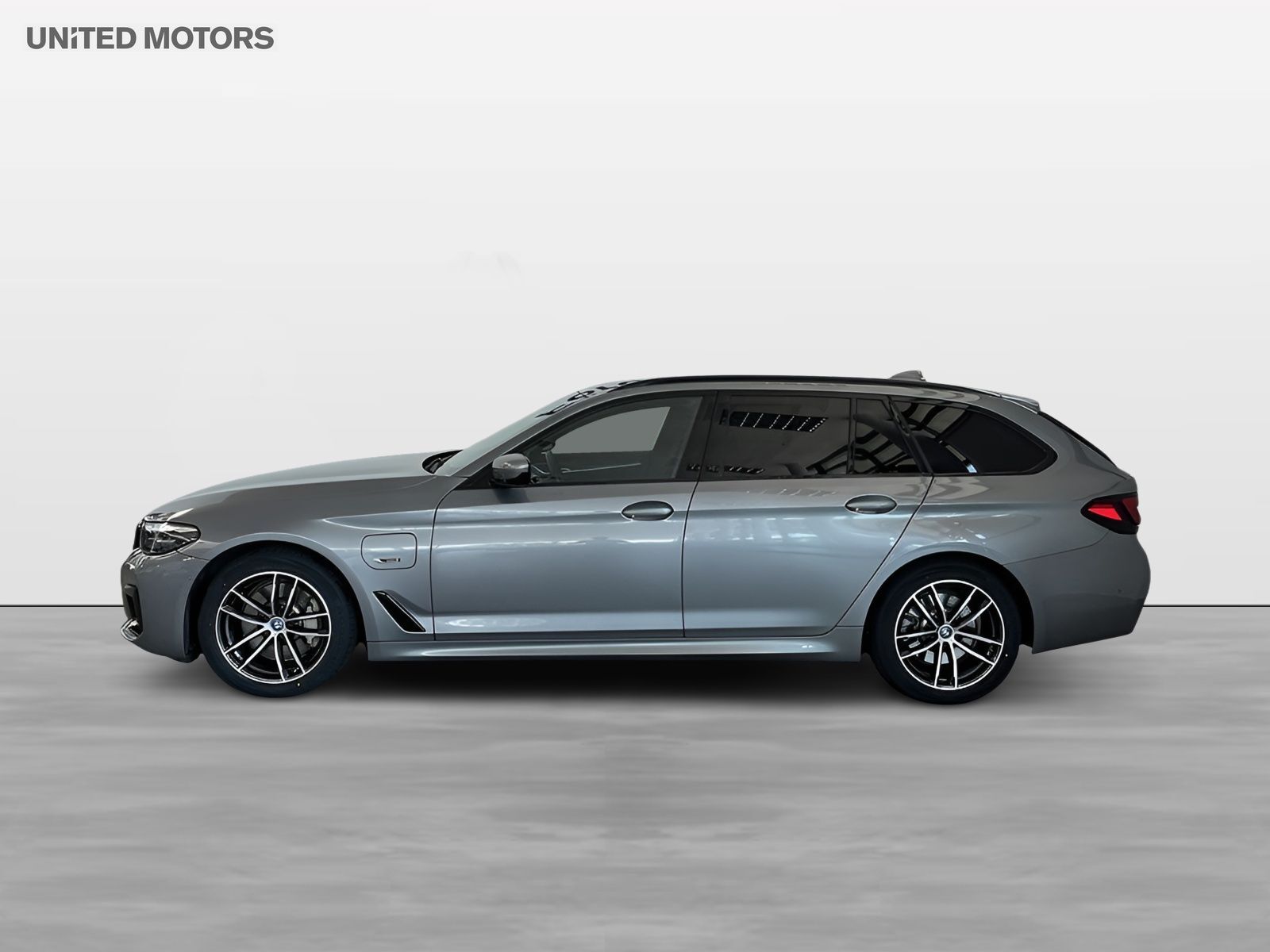BMW 530 2023, photo 3/29