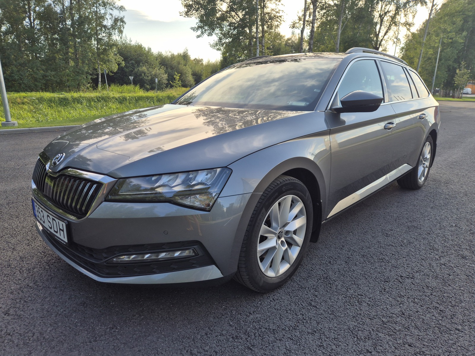 Škoda Superb 2022, kuva 4/10