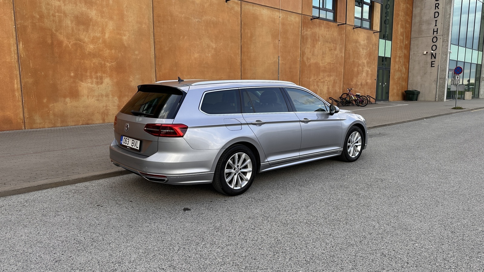 Volkswagen Passat 2019, photo 4/15