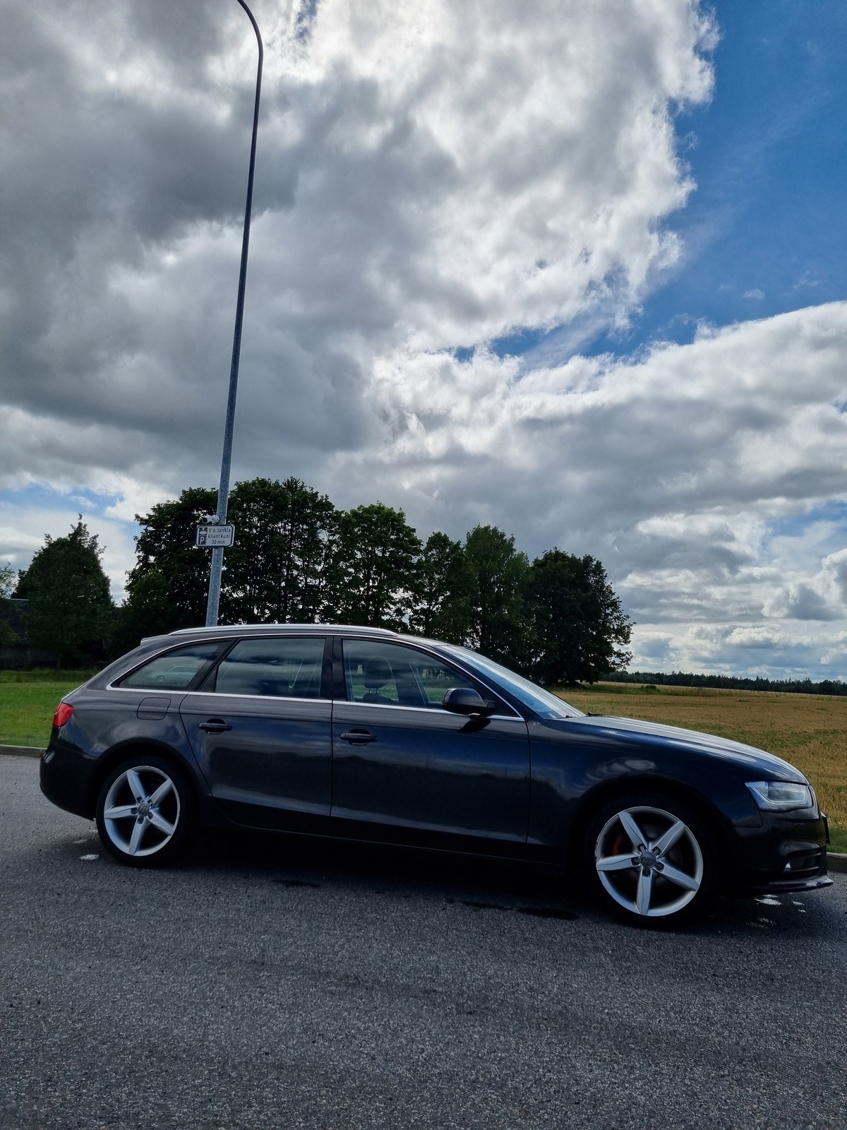 Audi A4 2013, photo 3/5