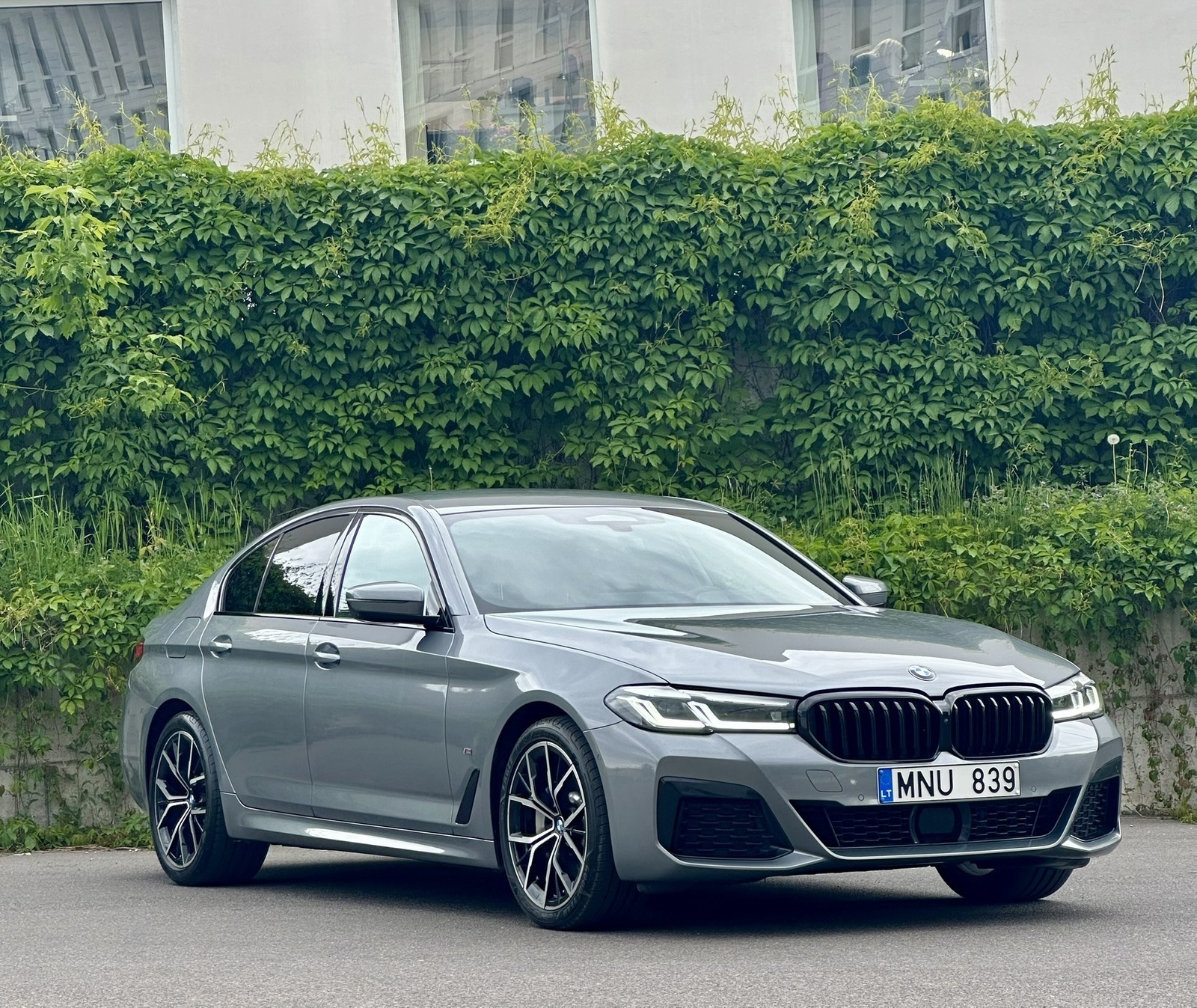 BMW 530 2023, kuva 4/19