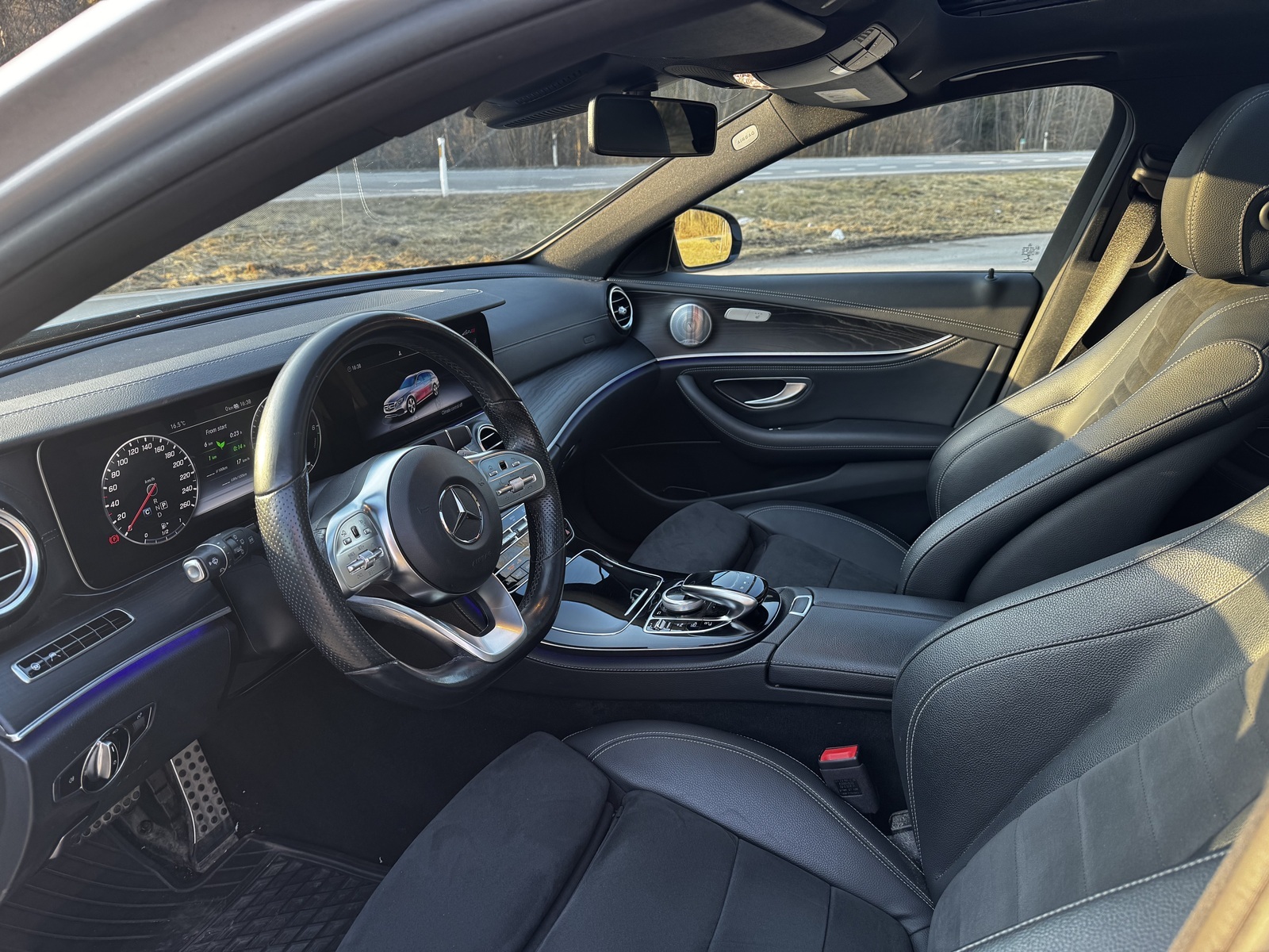 Mercedes-Benz E 300 2020, kuva 7/14