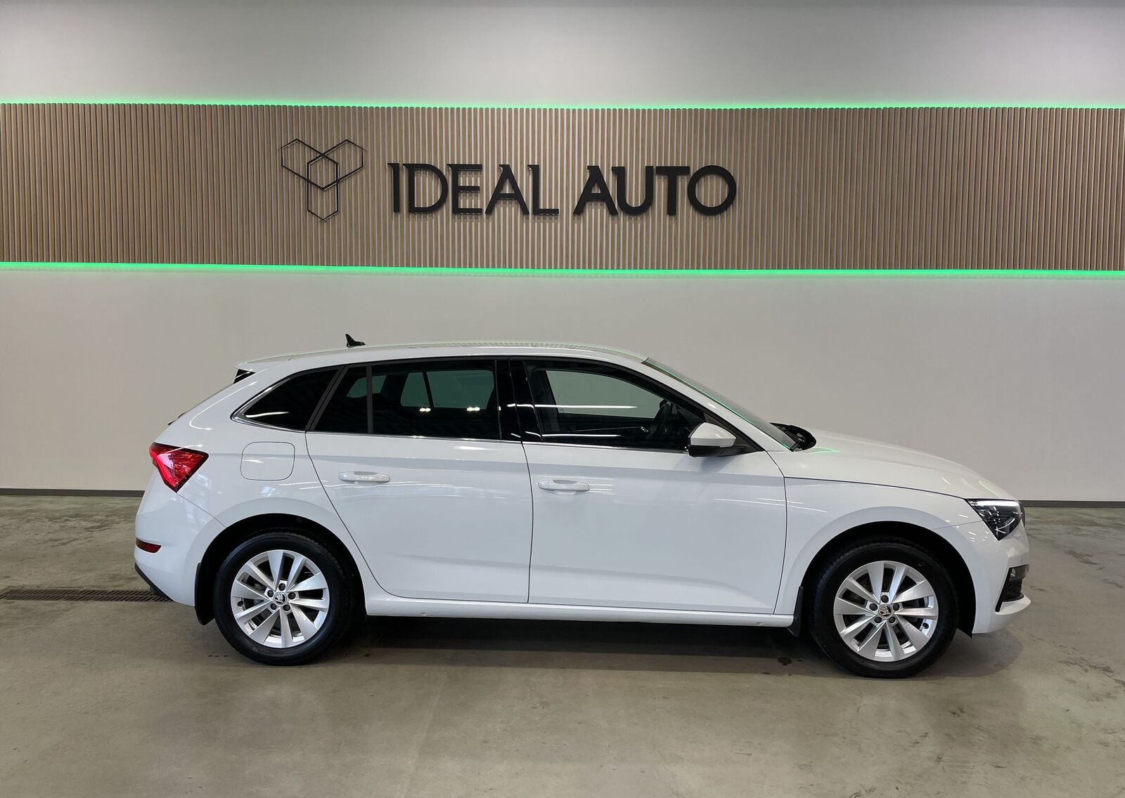 Škoda Scala 2024, photo 3/10
