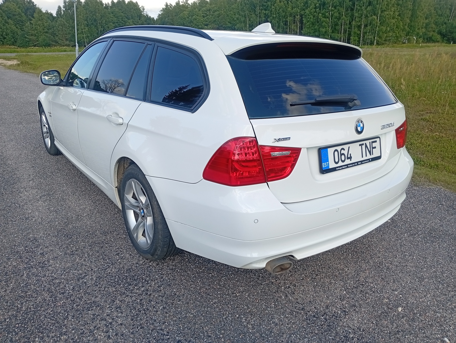 BMW 320 2012, photo 4/12
