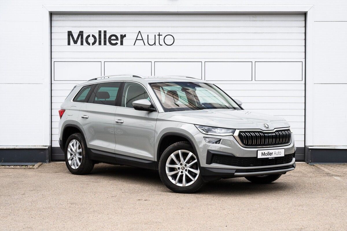 Škoda Kodiaq 2023, photo 2/24