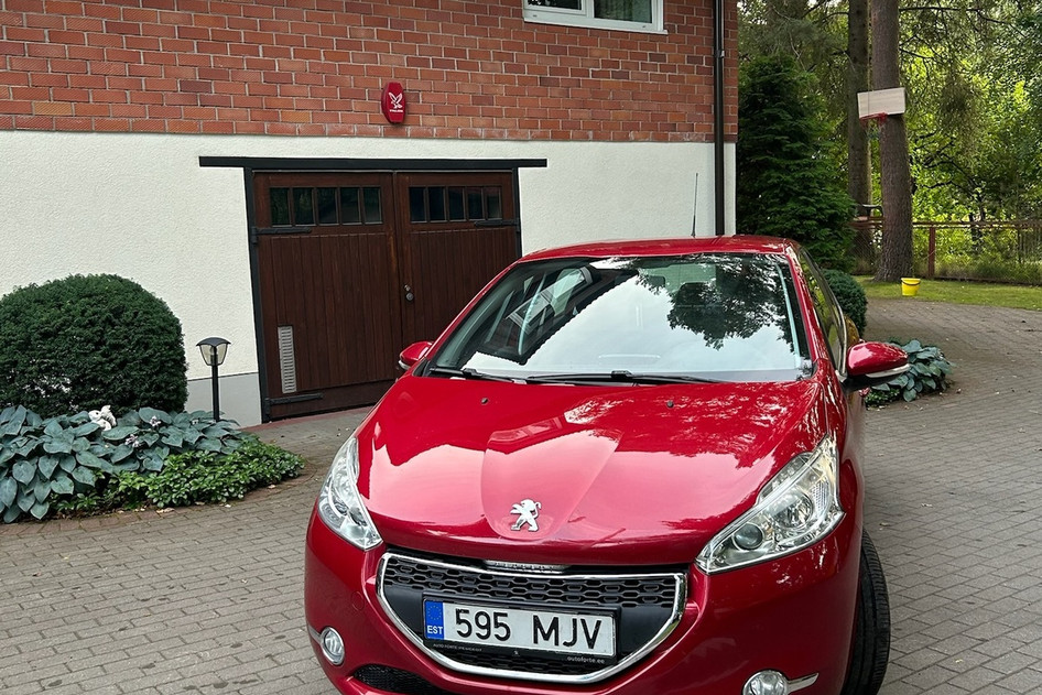 Peugeot 208, 2015, 1.4, 50 kW, diisel, automaat, esivedu