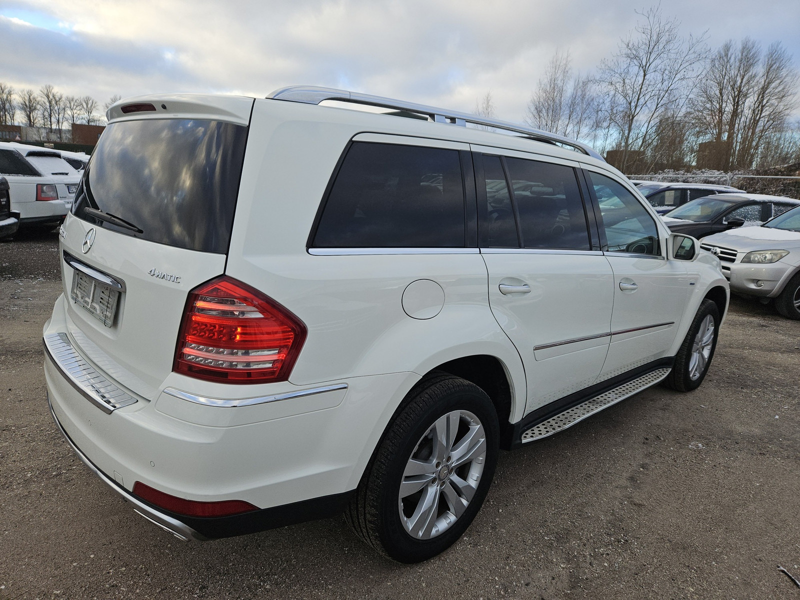 Mercedes-Benz GL 350 2010, kuva 5/10