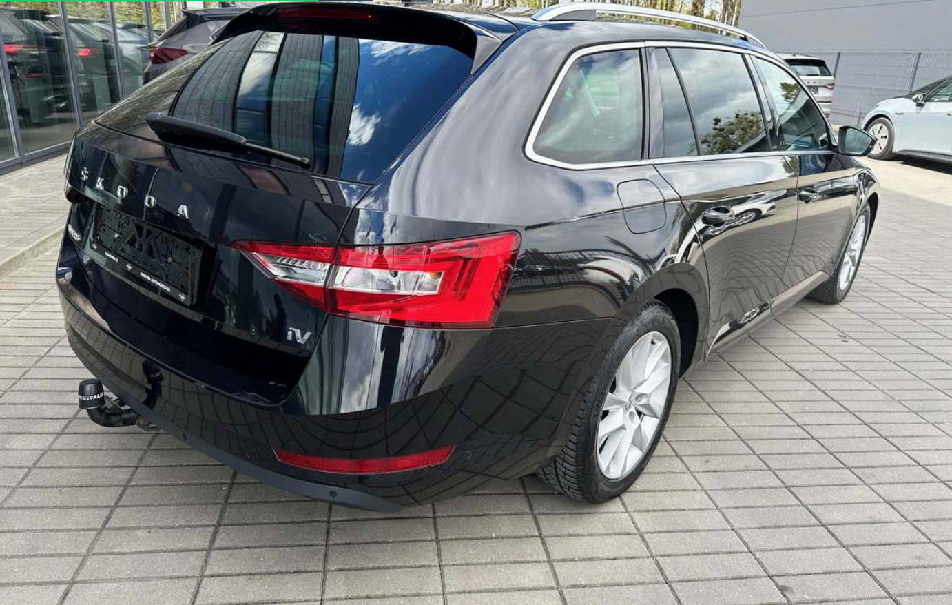 Škoda Superb 2020, photo 4/11
