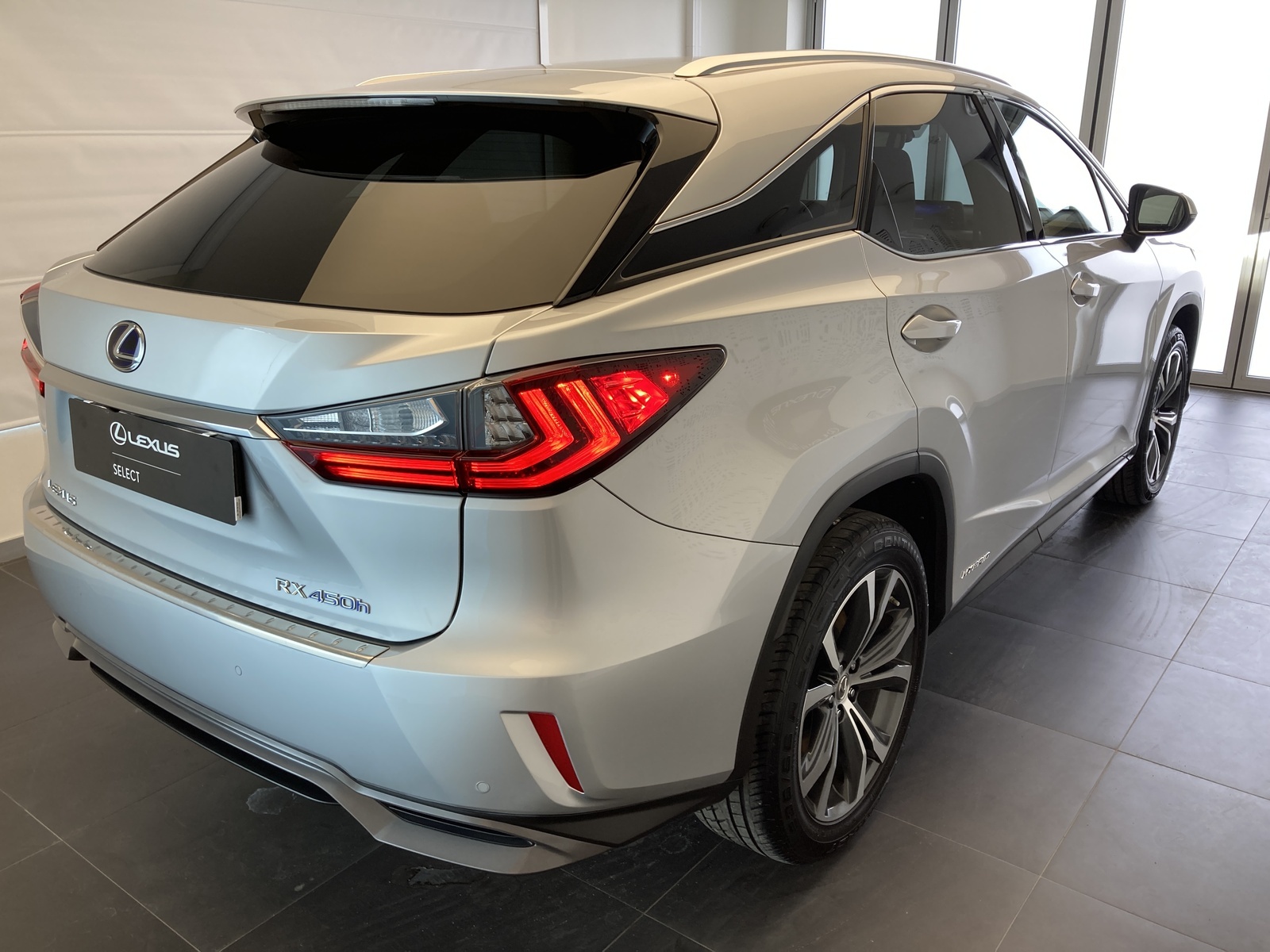 Lexus RX 450 2016, kuva 6/19