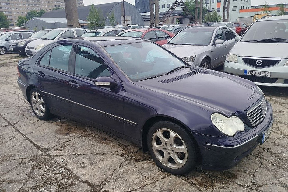 Mercedes-Benz C 200, 2003, 1.8, 120 kW, petrol, automatic, rear-wheel drive