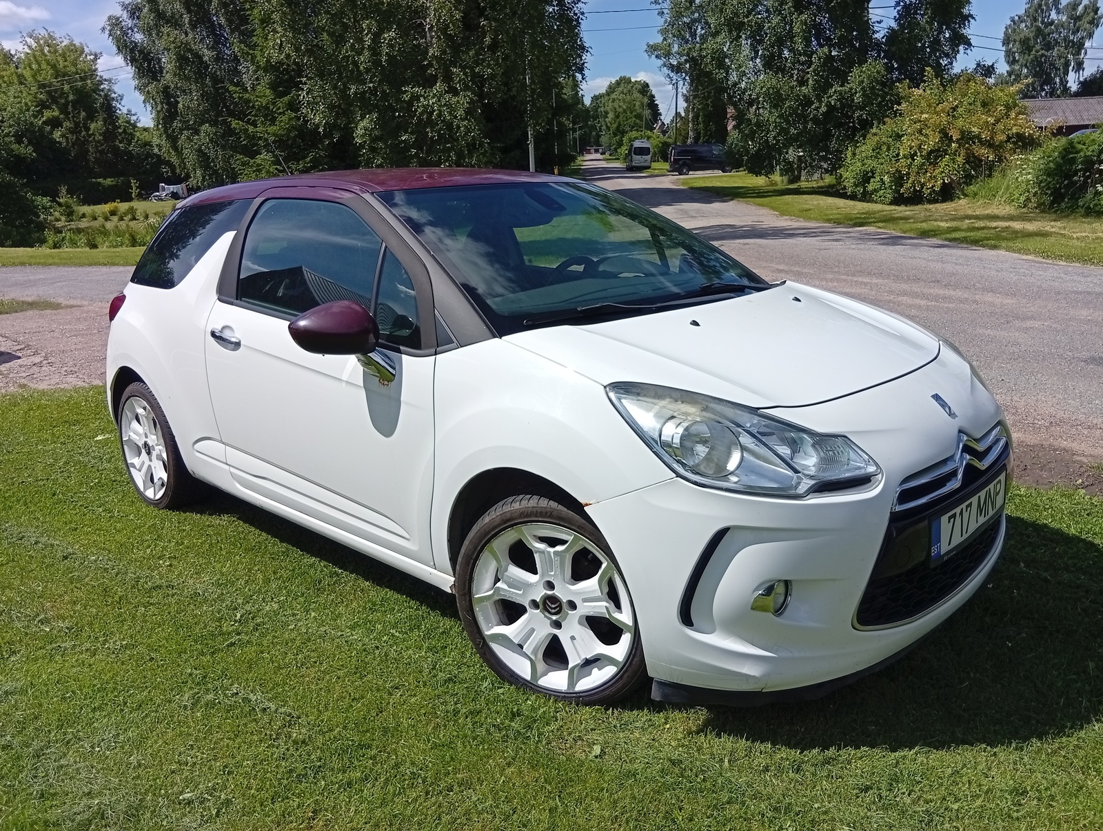 Citroën DS3 2011, photo 2/10